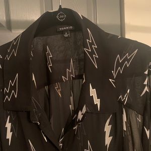 Torrid button down top